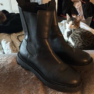 platform black boots 2/40$!